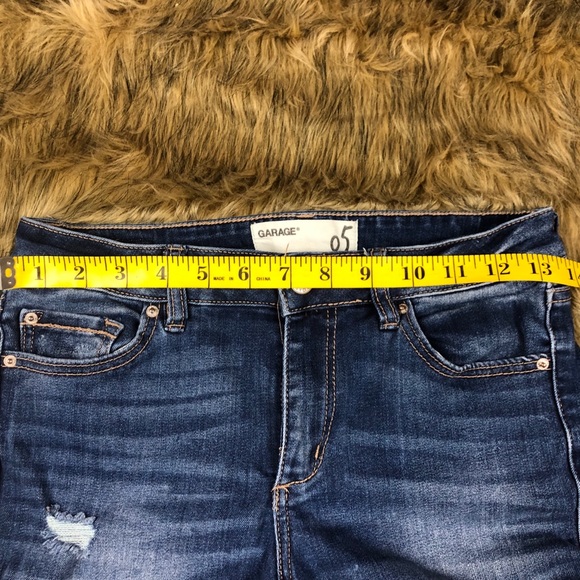 Garage Mid-Rise Skinny Jeans - Picture 7 of 7